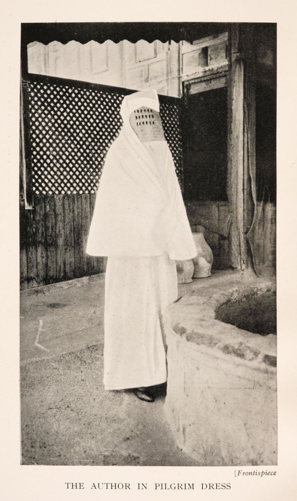 The Extraordinary Journey of Lady Evelyn Cobbold to Mecca 42 نون بوست