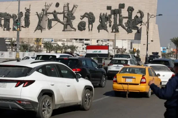 Iraq’s Armed Groups Stir Debate Once More