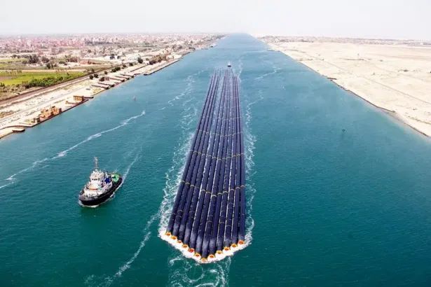 A Slow Return to the Suez Canal: Why Are Shipping and Insurance Giants Still Hesitant?