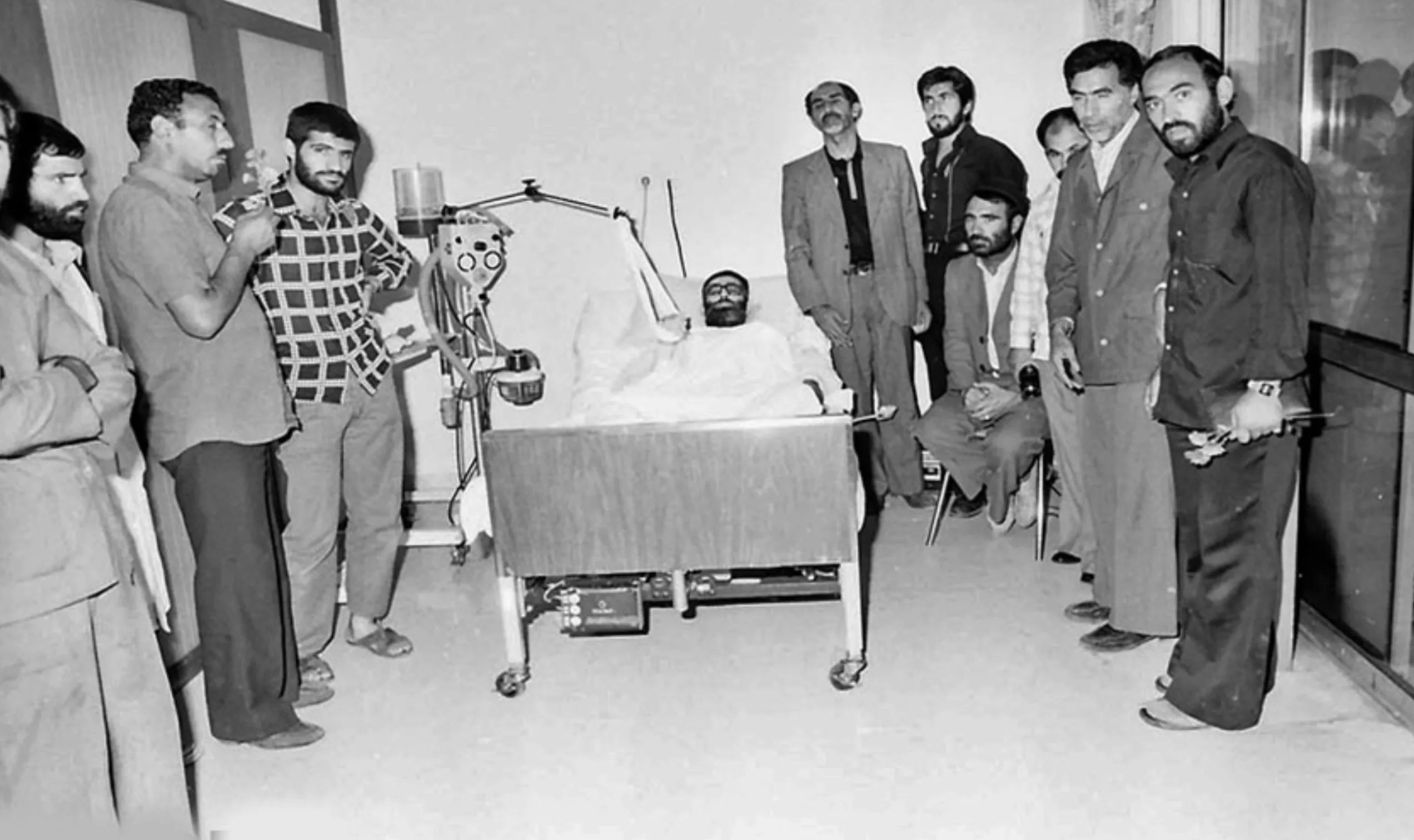 علي خامنئي: حقبة إيرانية كاملة تنتهي بالاغتيال 22 نون بوست