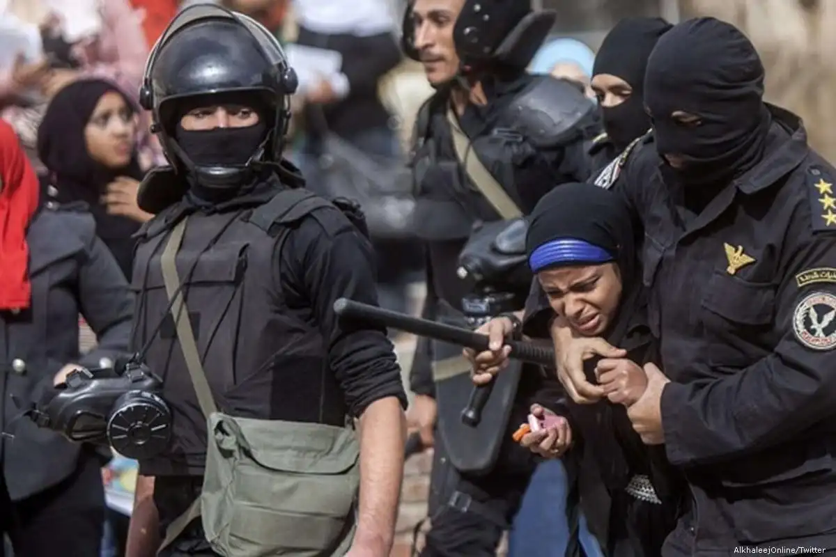 A Closer Look: Are Egyptian Women Really Living Their Golden Age Under Sisi? 38 نون بوست