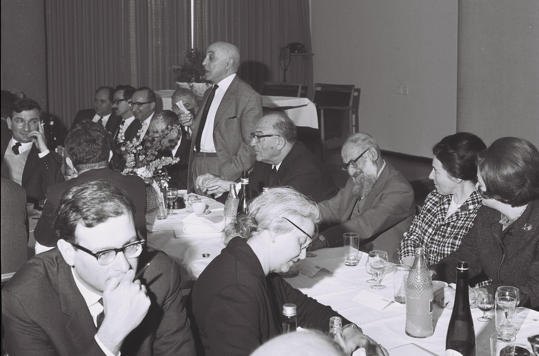 “Yedioth Ahronoth”: News as Israel Wants It 47 نون بوست