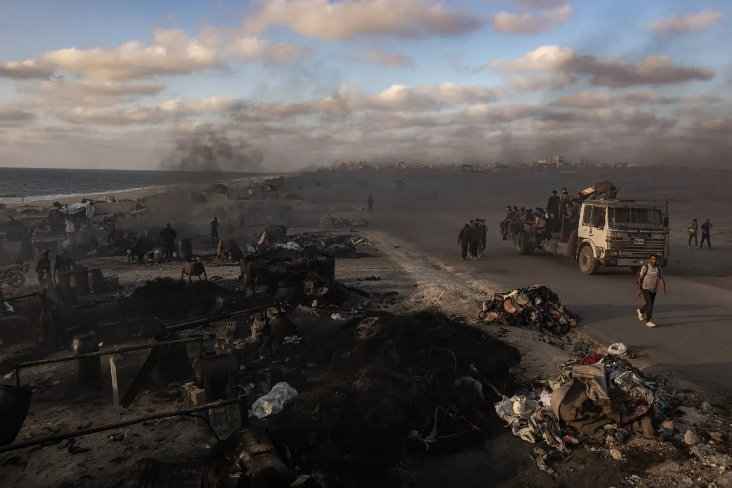 Gaza Ceasefire Talks Begin: Genuine Opportunity or Israeli Maneuver? 36 نون بوست