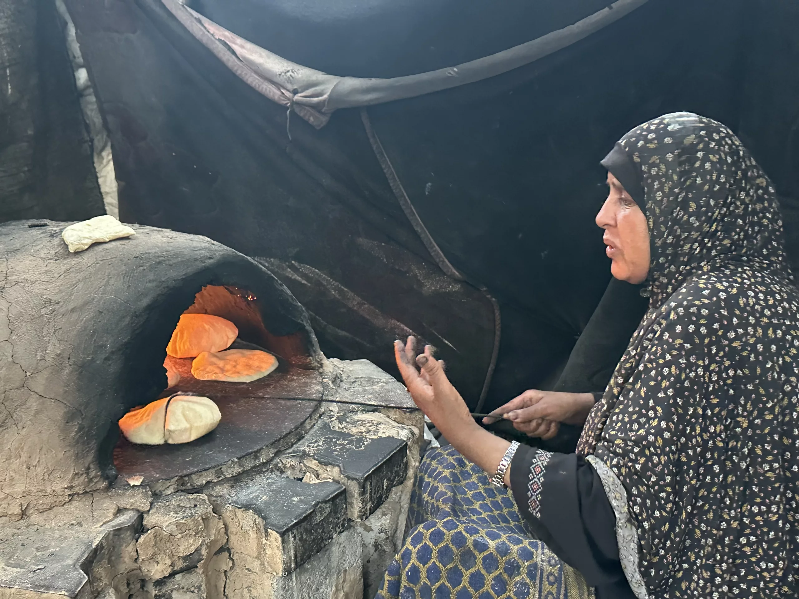 Amid the Rubble and Tents: Gaza’s Elderly Trapped in a Relentless Tragedy 41 نون بوست