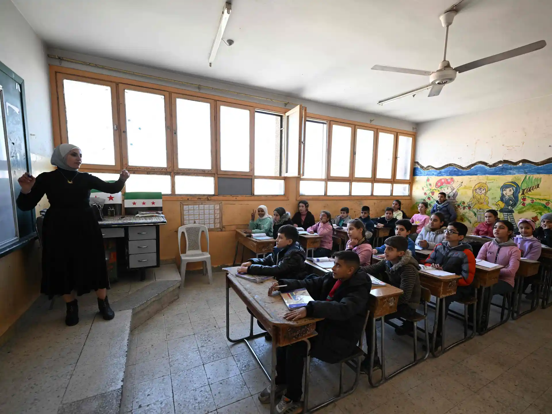 Going Back to School Has Become an Added Challenge for Syrian Children 34 نون بوست
