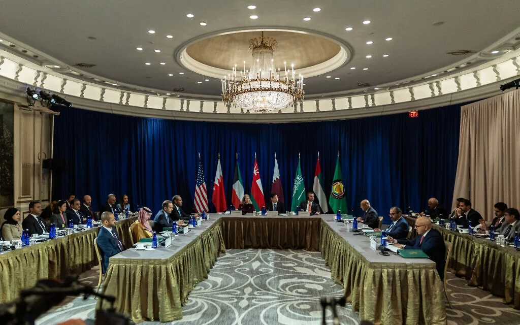 The Interim Gaza Committee: Who’s Behind It? 32 نون بوست