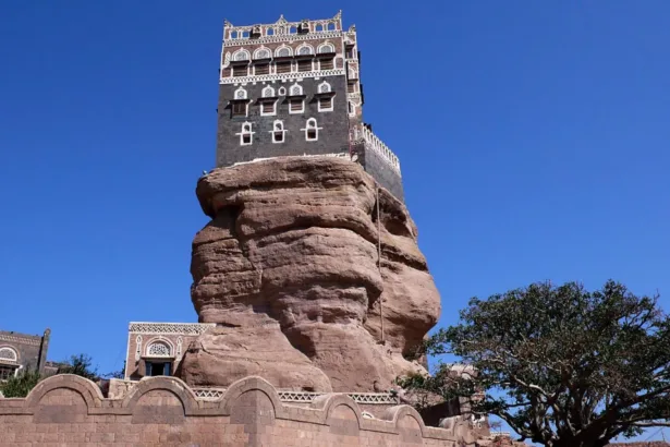 Why Has Artifact Smuggling from Yemen Increased During the War?