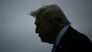 الحرب على إيران: لماذا تراجع ترامب أولاً؟