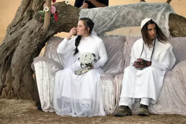 Hilltop Girls and Missionaries: Women in the Service of Colonialism