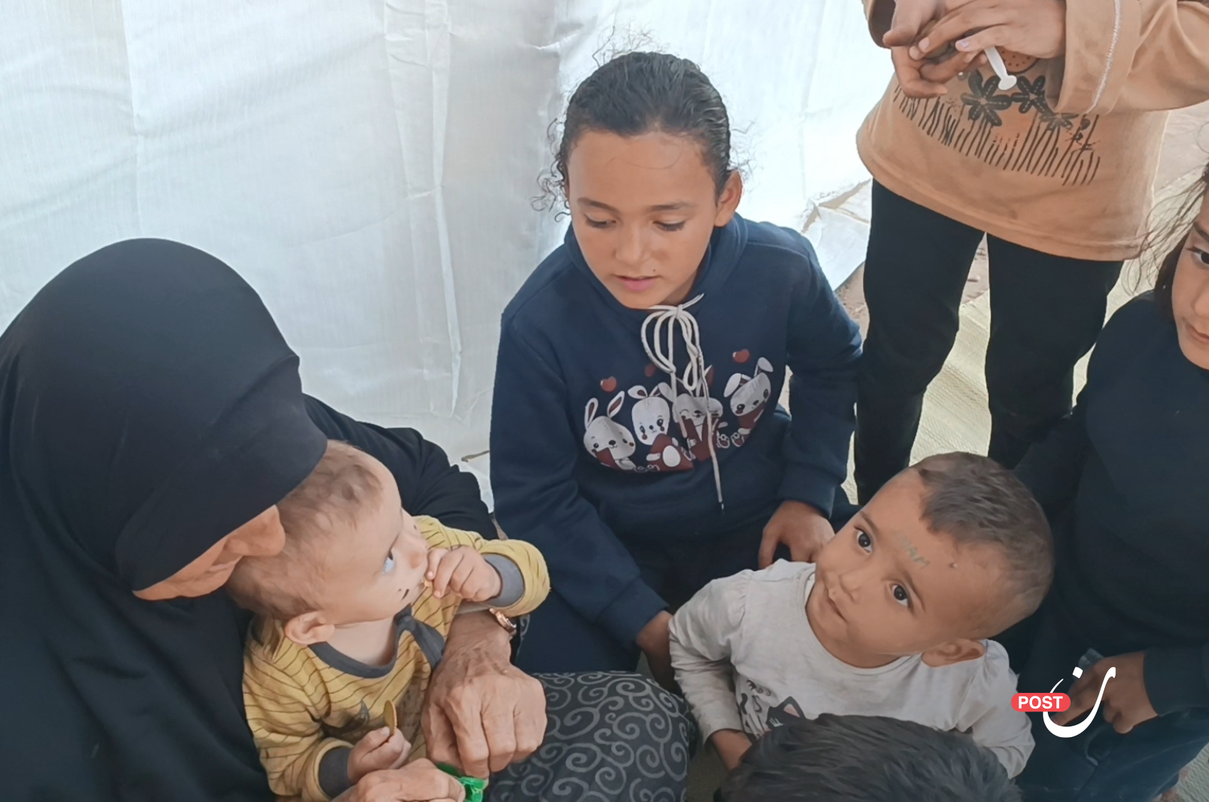 “Help Us, Umm Saleh!” A 60-Year-Old Midwife Brings Life into the Tents and Rubble of Gaza 33 نون بوست