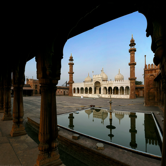 The Hajj Journey of Sikandar Begum 41 نون بوست