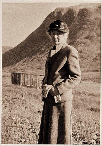 The Extraordinary Journey of Lady Evelyn Cobbold to Mecca 41 نون بوست