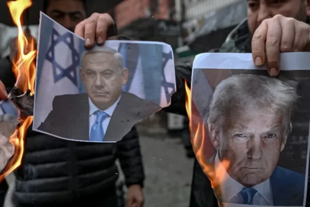 من خلال تنفيذ الأجندة الإسرائيلية.. ترامب خان حلفاءه في الخليج