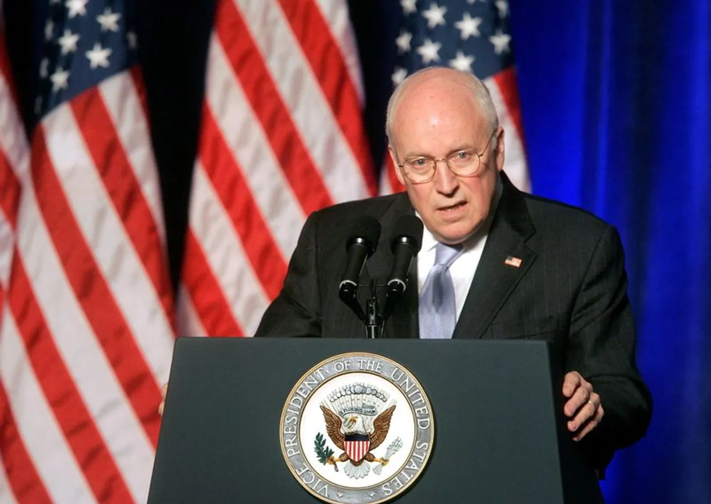 Dick Cheney: The Raven of Death That Cawed for Iraq from the White House 28 نون بوست