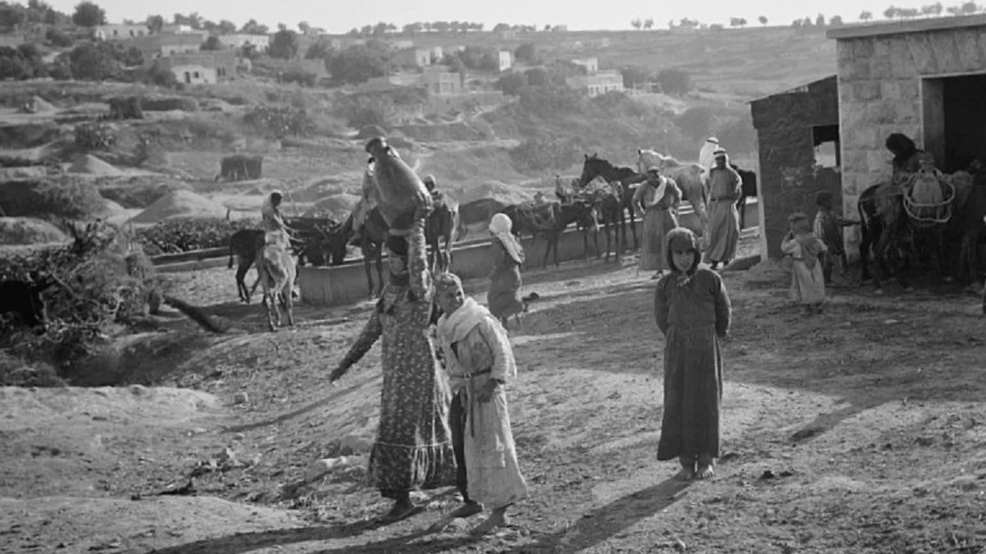 How the Palestinian Peasant Built His Home 37 نون بوست