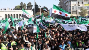 في الذكرى الـ15.. هل تنجح سوريا في الانتقال من الثورة إلى الدولة؟