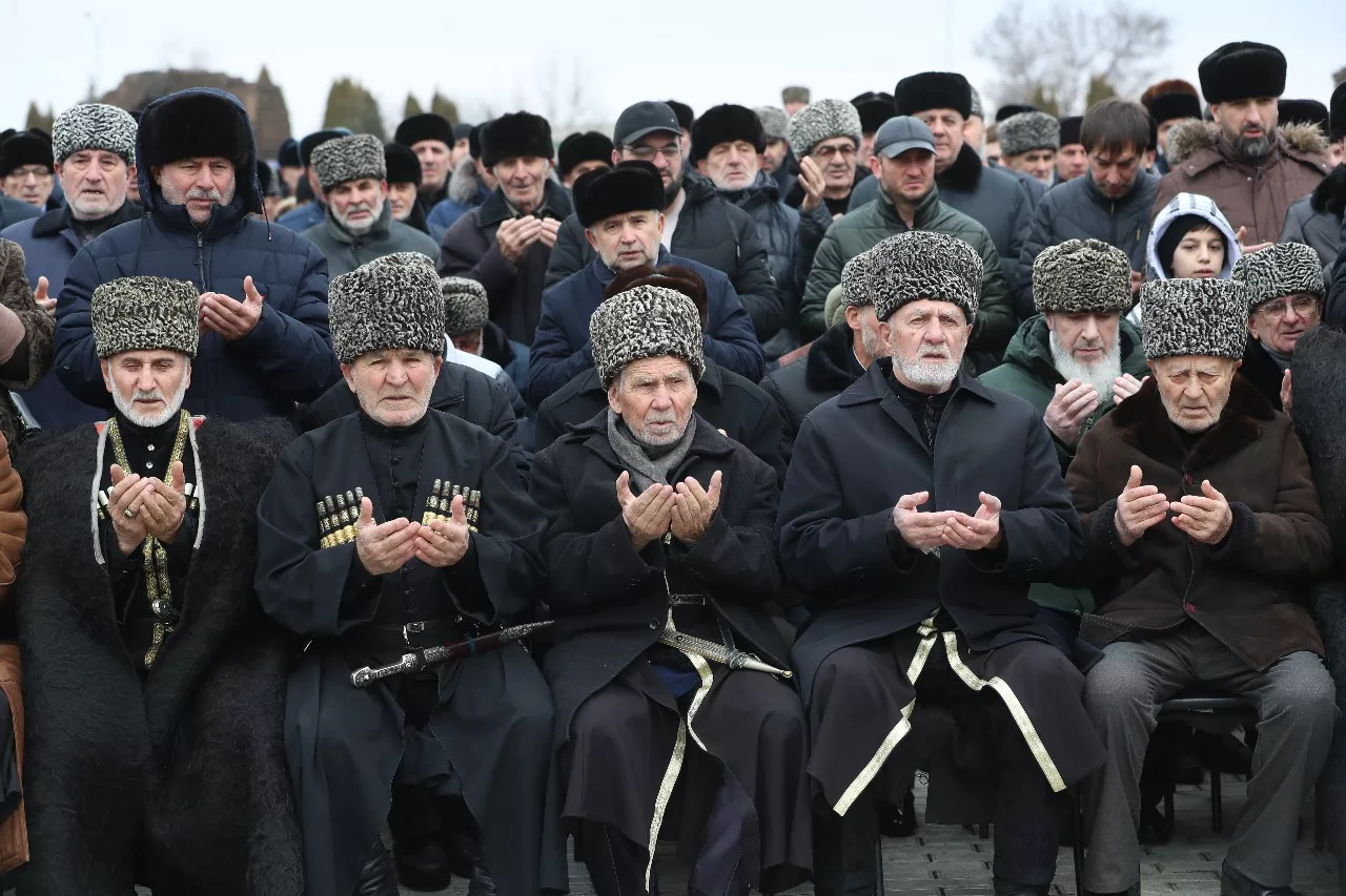 The Burning Pearl of the Caucasus 60 نون بوست