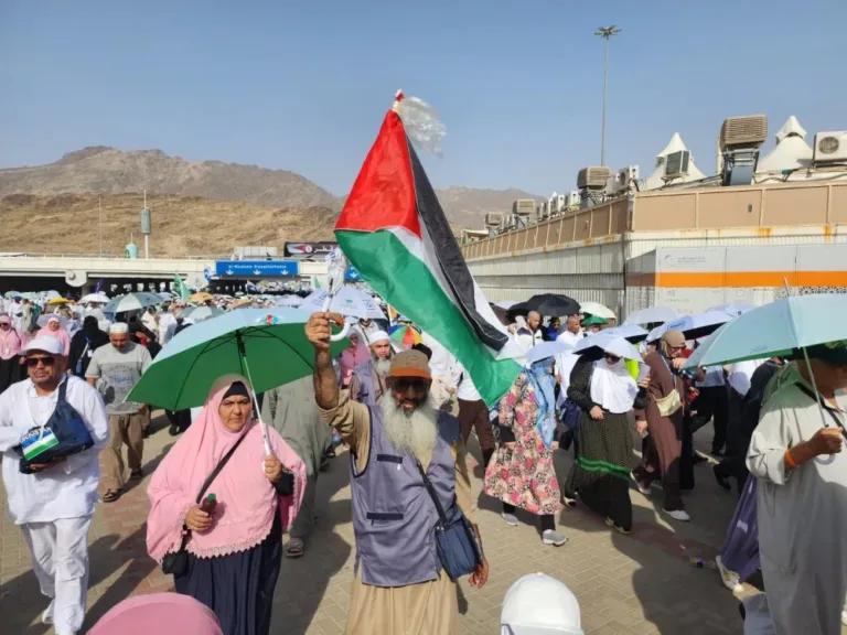 A Long Journey to the Sacred House: Why Palestinian Citizens of Israel Missed Mecca for 30 Years