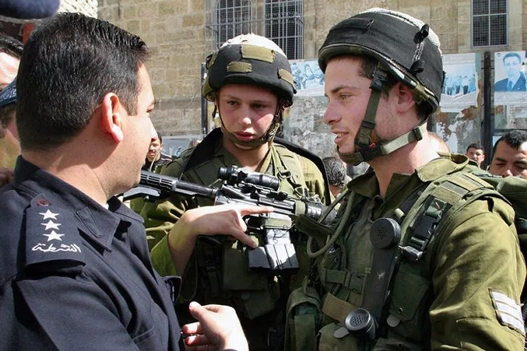 The Guillotine of Aid: How American Assistance Crippled the Palestinian Cause 36 نون بوست