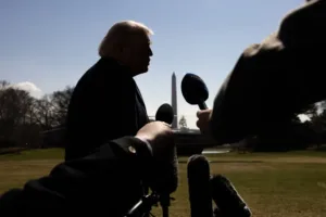 مقامرة “رئيس السلام”: كيف ابتلع ترامب وعوده في نيران طهران؟