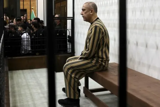 “جزار التضامن” وعاطف نجيب في قبضة العدالة: هل يشهد الضحايا خاتمة أحزانهم؟