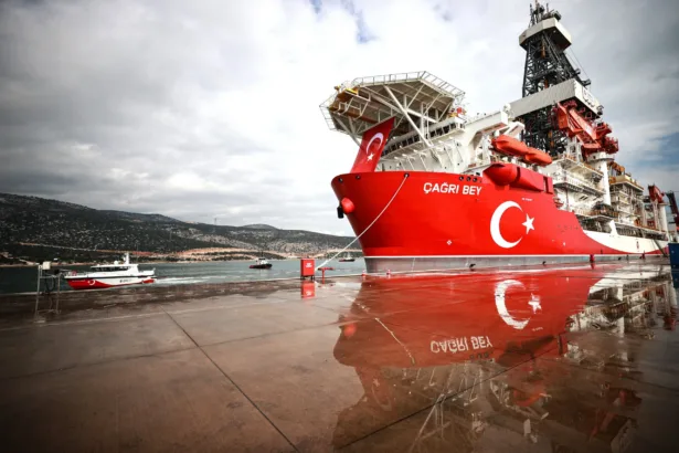 What Is Turkiye’s “ Çağrı Bey” Drillship Doing in Somalia?