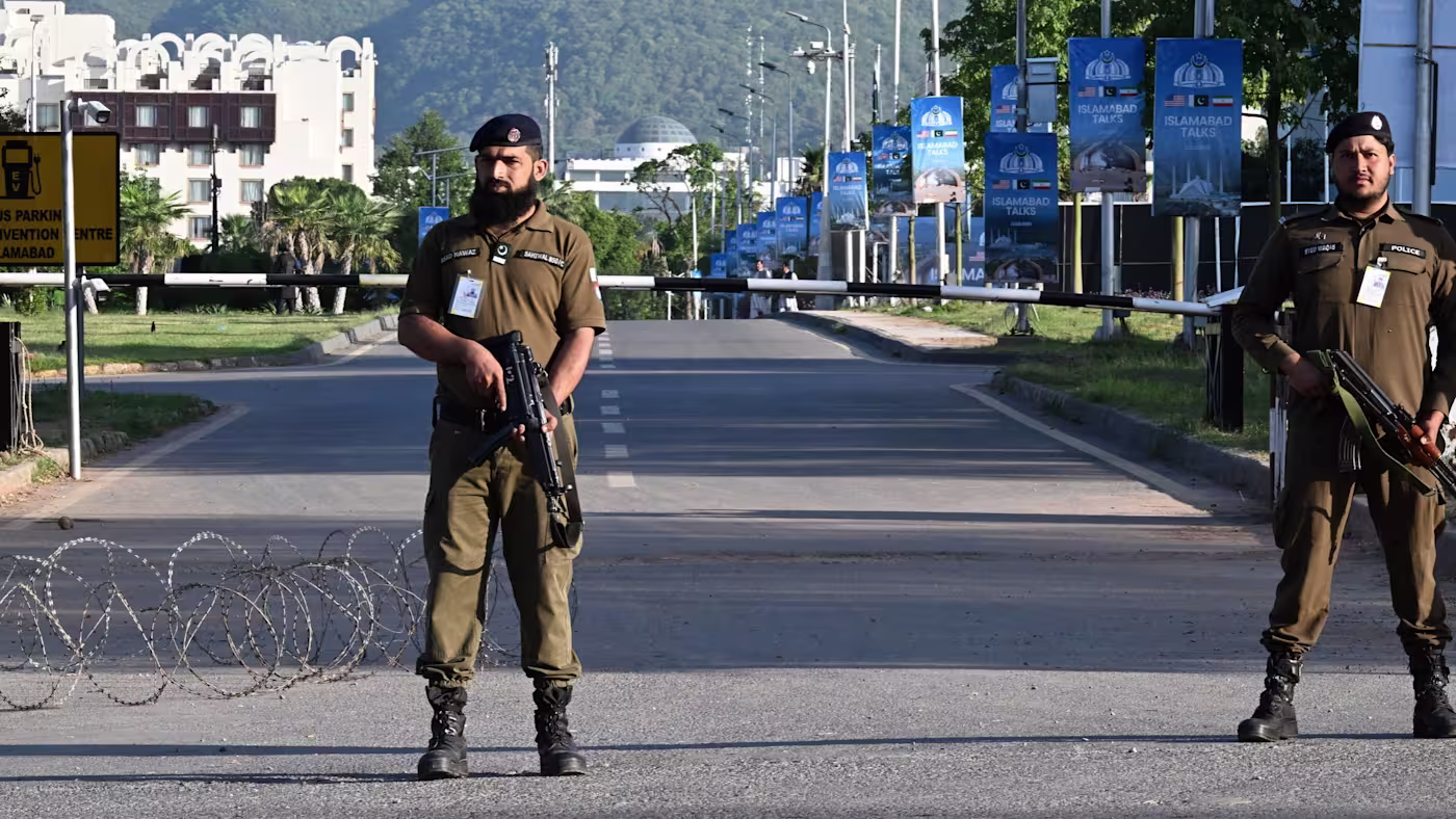 لماذا طالبت الإمارات باكستان برد 3.5 مليارات دولار؟