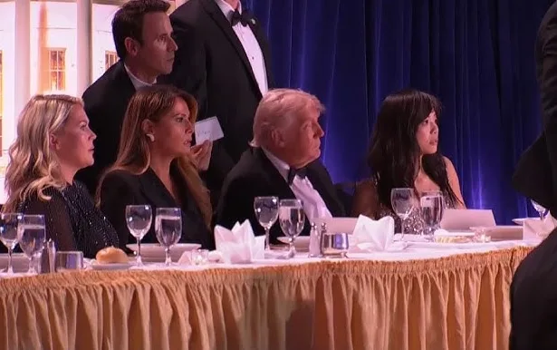 من بنسلفانيا للبيت الأبيض.. كيف يحول ترامب محاولات الاغتيال إلى فرص سياسية؟