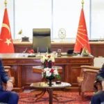 أوزال يفتح معركة الدستور: المعارضة التركية تواصل الدفع باتجاه انتخابات مبكرة