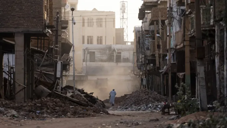 الحرب تدخل عامها الرابع.. السودان في بقعة عمياء عالميًا