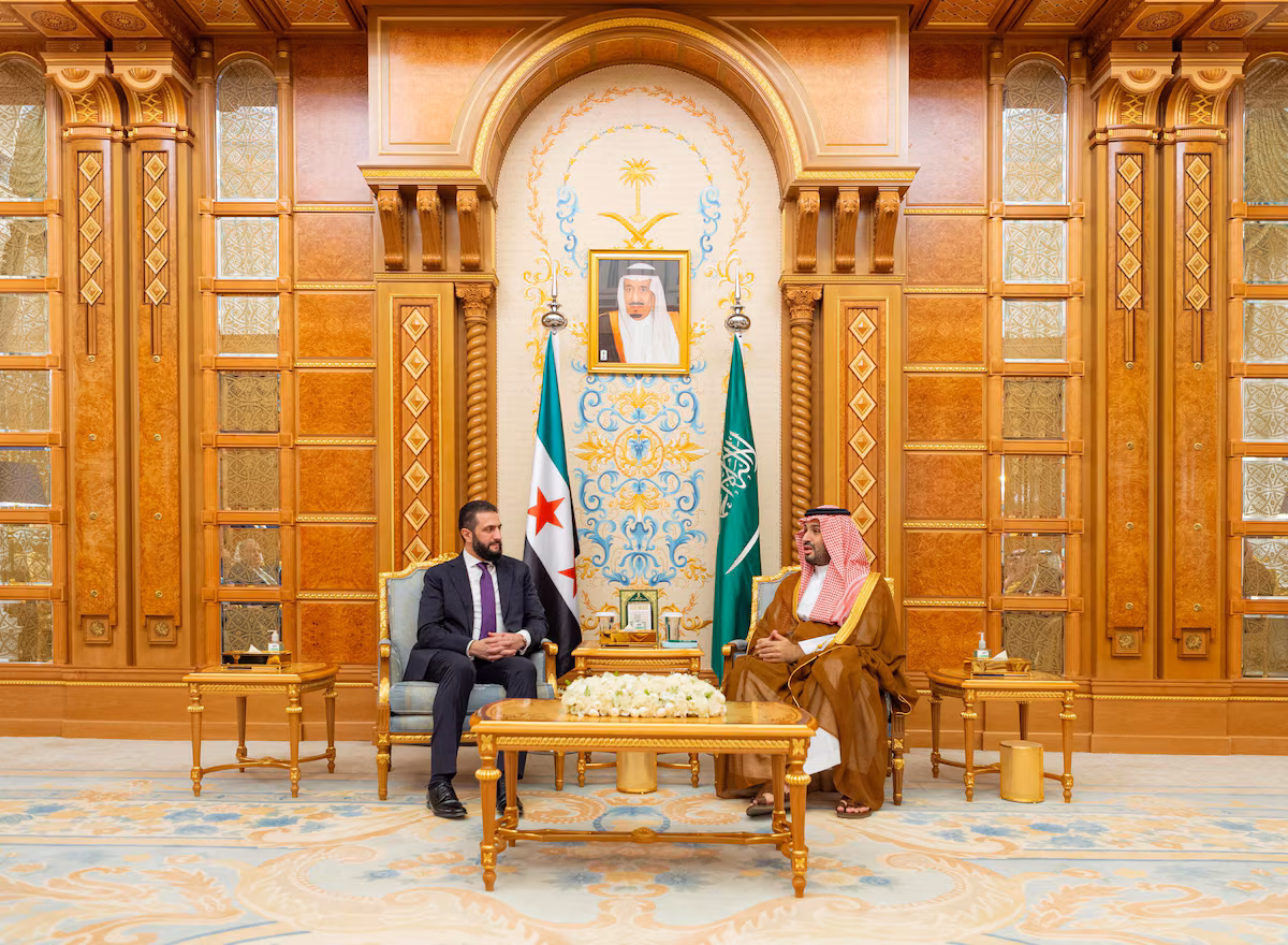 ما حجم استثمارات الخليج في سوريا الجديدة؟ 27 ولي العهد السعودي يلتقي الرئيس السوري بالرياض في 29 أكتوبر/تشرين الأول 2025