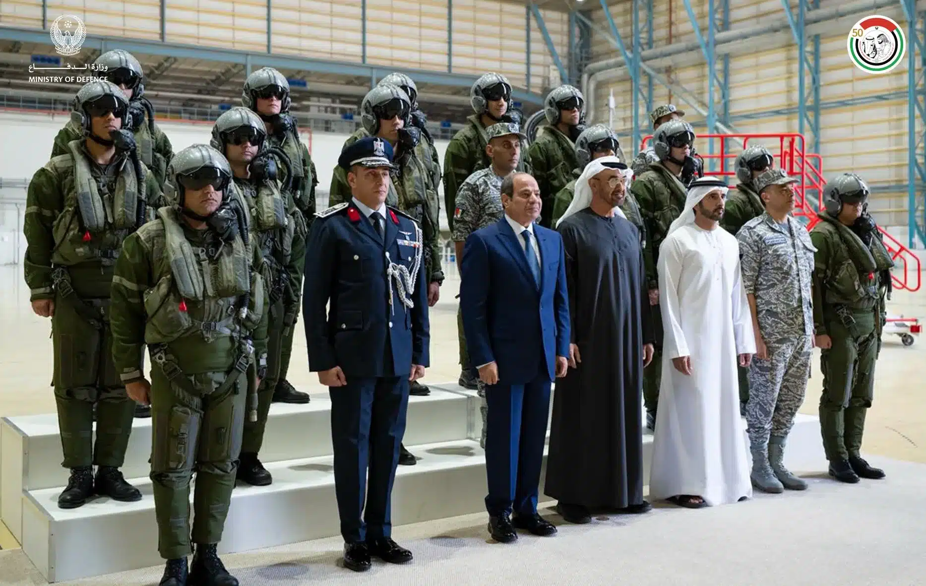 دفاعًا عن الخليج.. 6 محطات تكشف تحوّل الدور المصري في حرب إيران 27 محمد بن زايد وعبدالفتاح السيسي زارا مفرزة المقاتلات المصرية المتمركزة في الإمارات