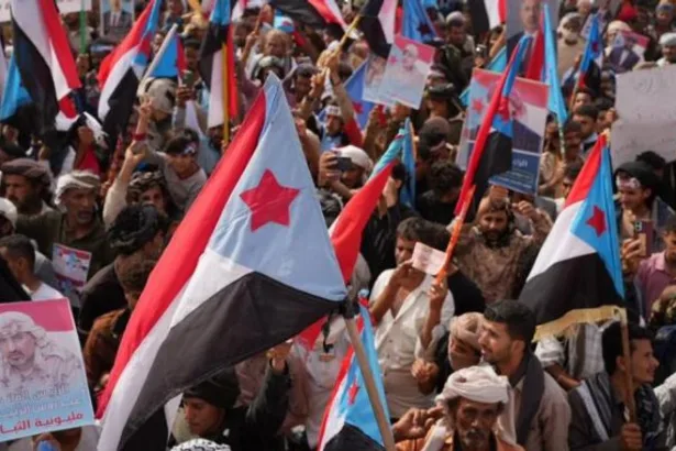 مع دعوته للاحتشاد مجددًا.. إلامَ يسعى الانتقالي الجنوبي؟