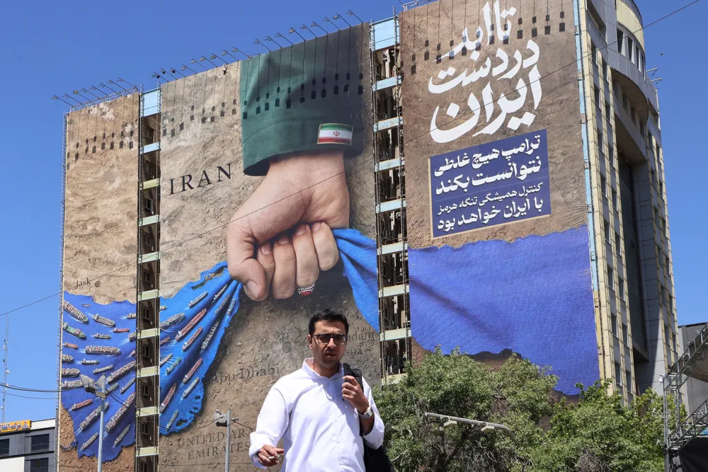 حرب إيران قوّضت مكانة الولايات المتحدة وإسرائيل 26 نون بوست