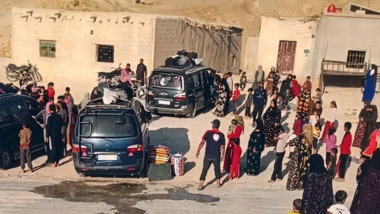 من أرض الثروات إلى قوافل الرحيل.. ماذا يحدث في الحسكة؟