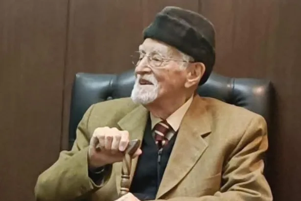 رحيل الدكتور مازن المبارك.. أستاذ الأجيال وحارس اللغة العربية