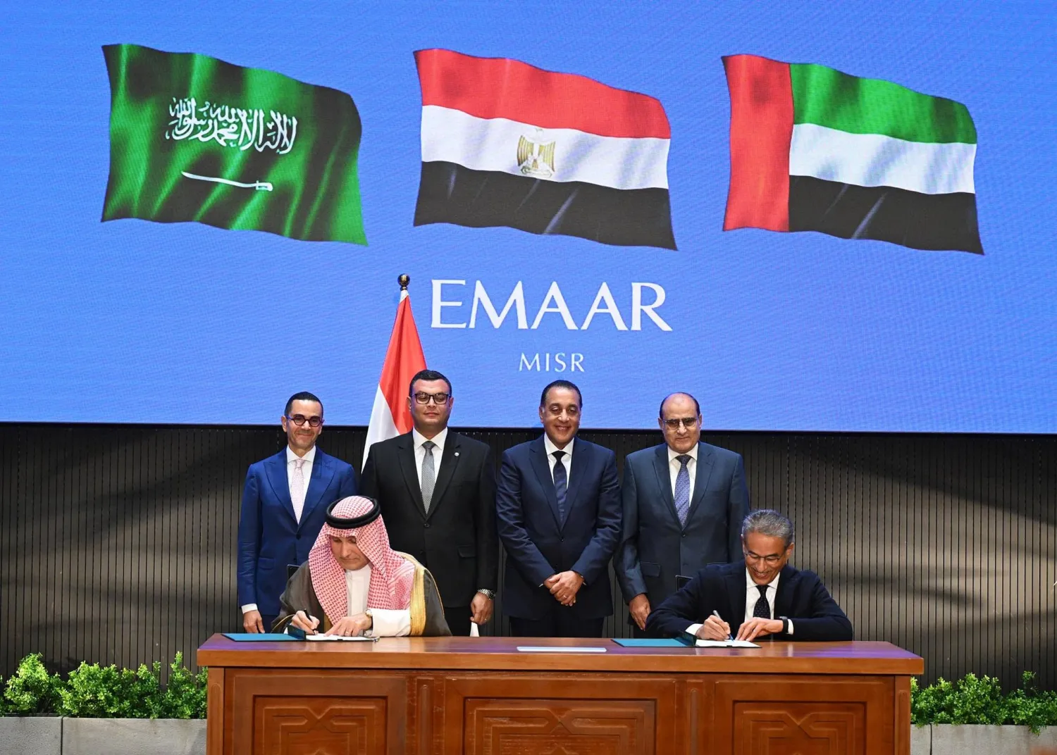 دولة العبار على الساحل.. كيف انتزعت "إعمار" البحر من المصريين؟ 26 نون بوست