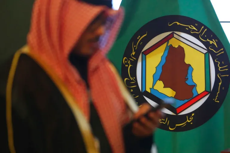 الخليج في قمة الناتو.. ماذا يفعل العرب على طاولة أطلسية؟