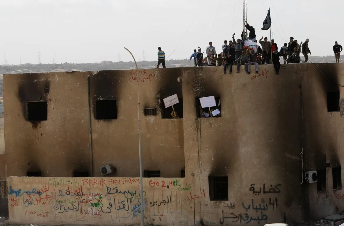 بوابة ليبيا الشرقية.. لماذا تتنافس القوى الدولية على طبرق؟ 28 نون بوست