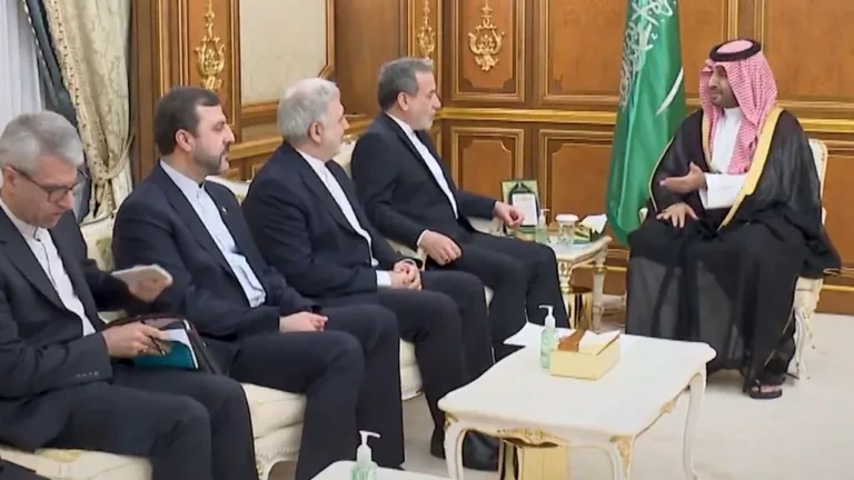 طهران أمام اتفاق مكة.. بين الاحتواء والتشكيك ومحاولة الانخراط