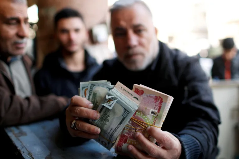 أزمة اقتصادية في العراق.. تصريحات متناقضة ومستقبل مجهول