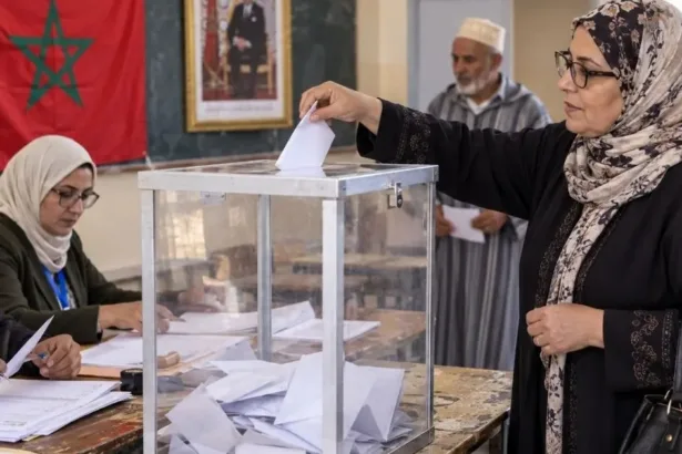 الانتخابات تعيد الإسلاميين للمشهد في المغرب.. ماذا تعني قفزة العدالة والتنمية؟