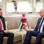 الرئيس السوري أحمد الشرع يلتقي نظيره اللبناني جوزيف عون على هامش القمة العربية الإسلامية الطارئة في الدوحة 15 سبتمبر/أيلول 2025