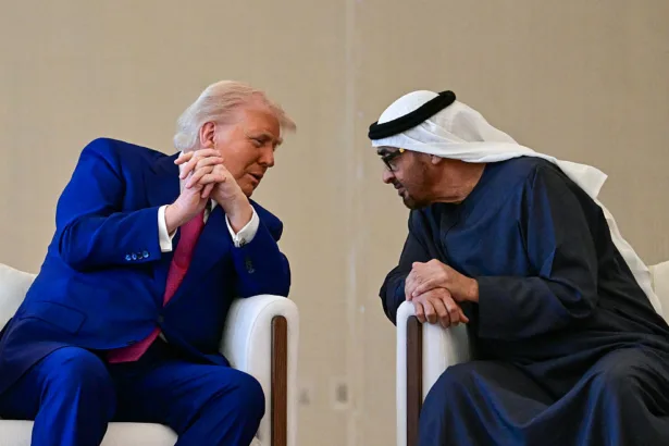 كيف تُذكي الإمارات حرب السودان لتعزيز نفوذها وأرباحها؟