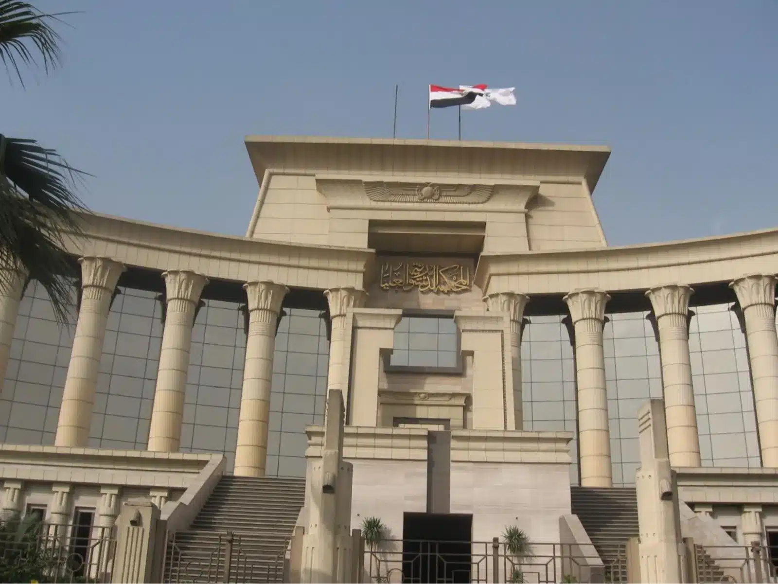 من رسوم المحاكم إلى "باقات العدالة".. كيف أصبح التقاضي في مصر أكثر كلفة؟ 27 نون بوست