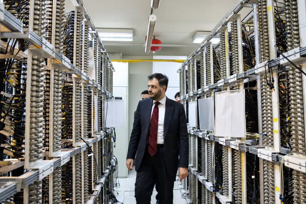 مليارات البيانات تعبر الحدود.. هل تصبح سوريا بوابة رقمية بين الشرق والغرب؟