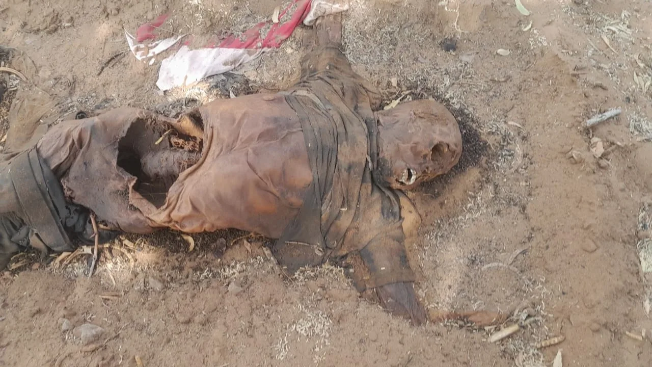600 جثة ومقابر جماعية.. ما الذي خلّفته قوات الدعم السريع في بارا؟ 28 نون بوست