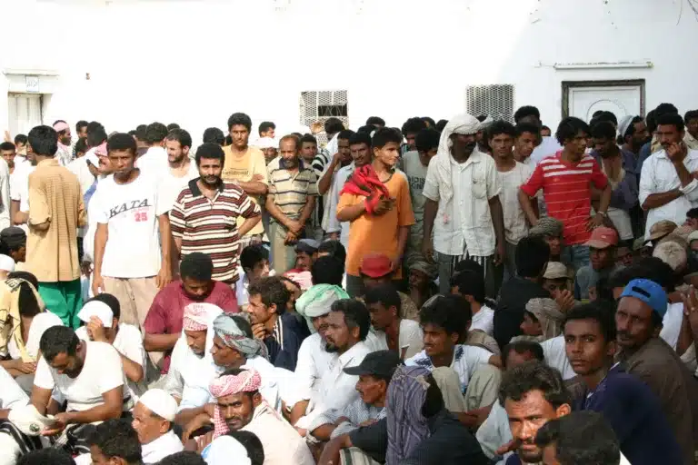 اليمنيون في السعودية.. كيف تهدد الحرب مستقبلهم؟
