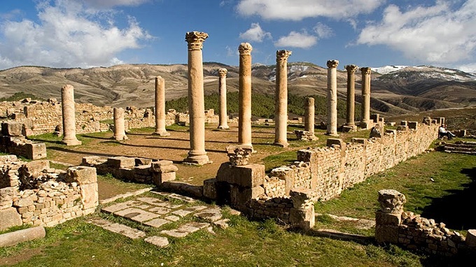 سور تيبازة